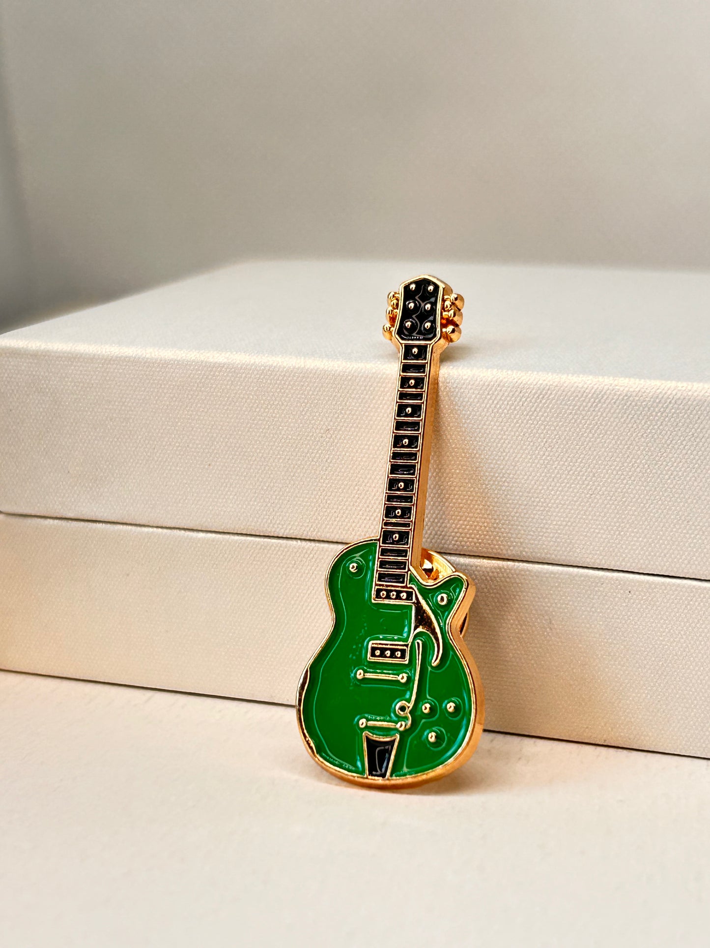 Prendedor Guitar Rock